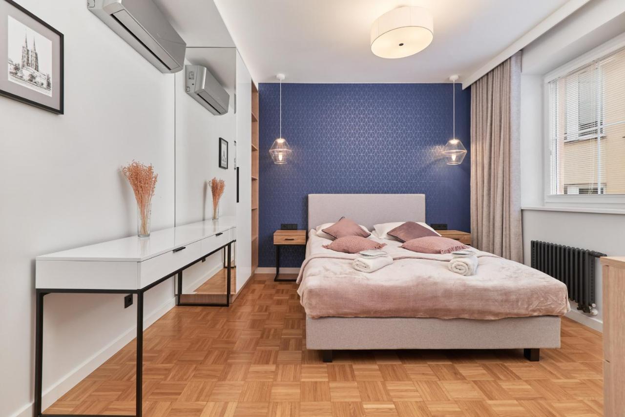 In The Heart Of By Renters Prestige Wroclaw
