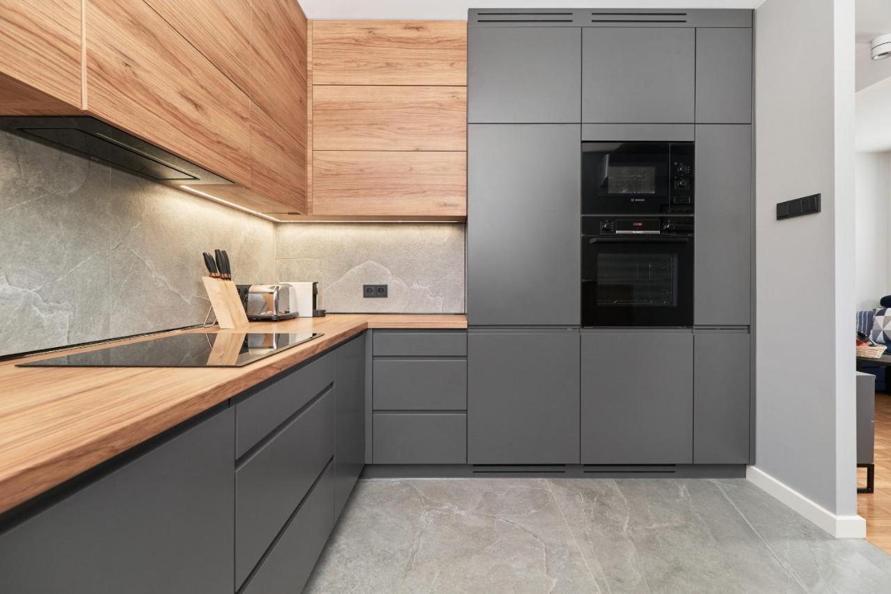 Apartment In The Heart Of By Renters Prestige Wroclaw